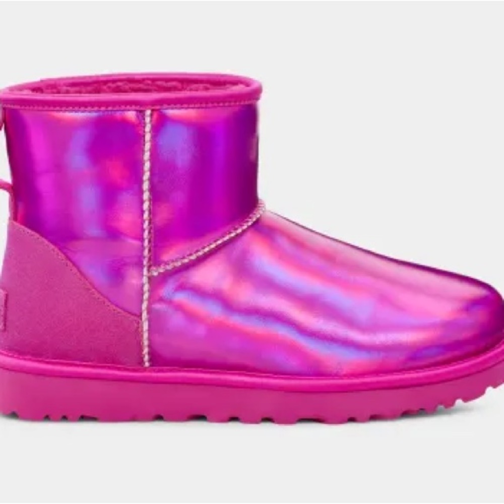 Brand New Classic Ugg Mini Iridescent size 8